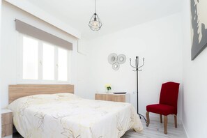 1 Schlafzimmer, Schreibtisch, Bügeleisen/Bügelbrett, kostenloses WLAN