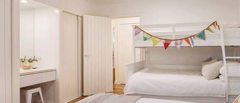 4 bedrooms, desk, iron/ironing board, travel crib