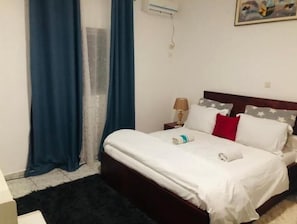 2 Schlafzimmer, Bügeleisen/Bügelbrett, kostenloses WLAN, Bettwäsche