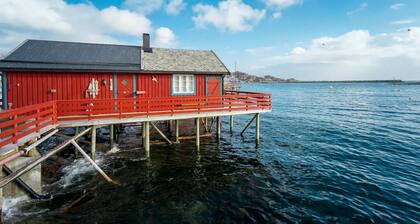 Explorers Cabin Lofoten Edge