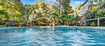Coastal Charm in the Heart of Hilton Head Island