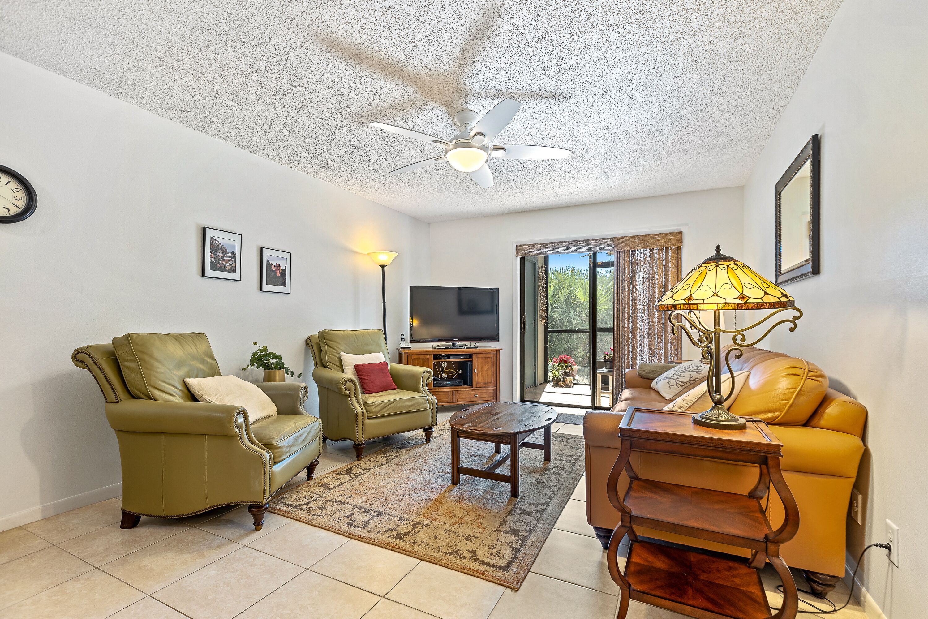 New! Close to Beach & Amenities / Ground Level / Dog-Friendly / SC117