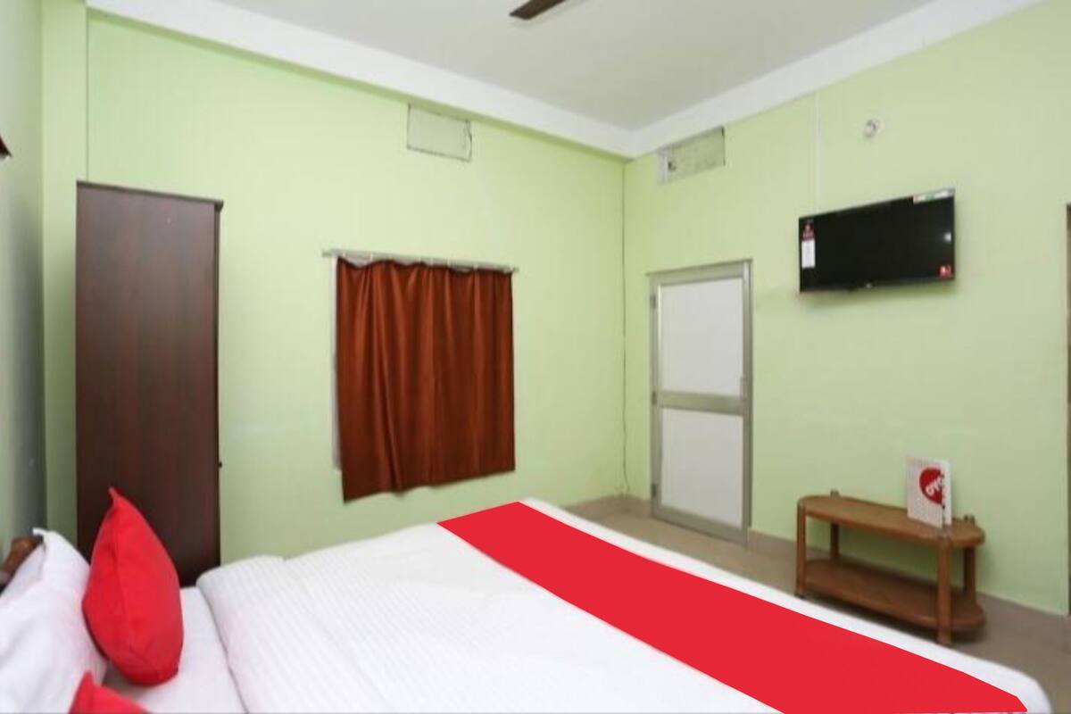 Soundproofing, WiFi (free), bed sheets