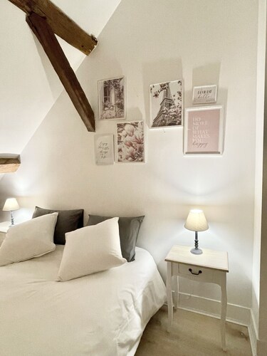 Chambre Triple avec Salle de Bains Privative à 10 minutes de Disneyland Paris