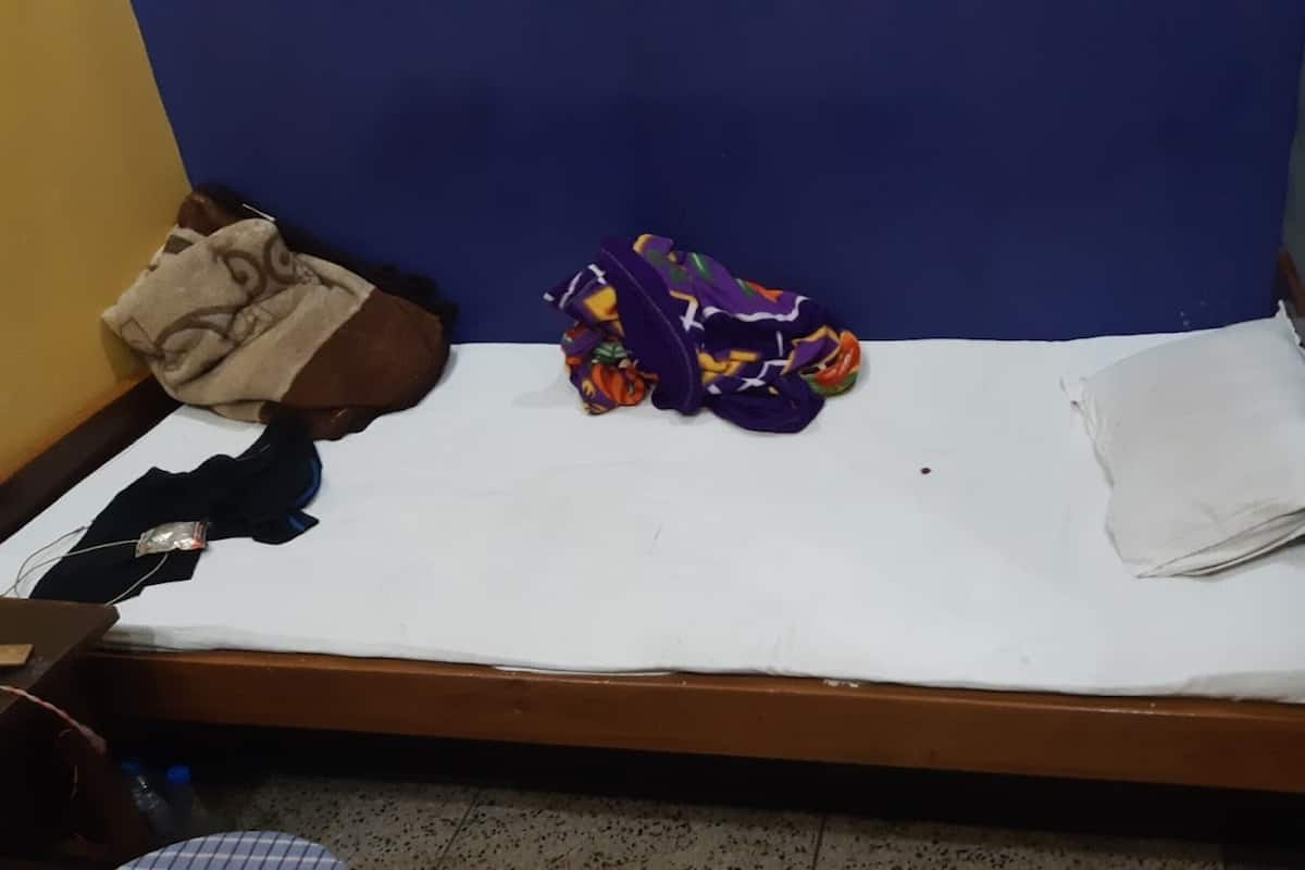 隔音、免费 WiFi、床单