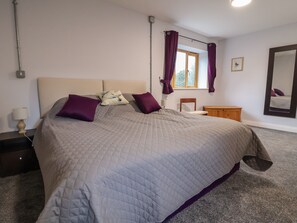 1 slaapkamer, individueel gedecoreerd, individueel gemeubileerd