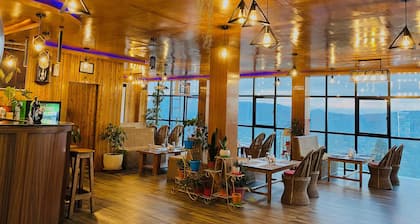 Hotel Easton Blue