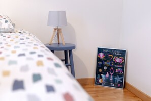 2 soverom, strykejern/-brett og wi-fi (inkludert)