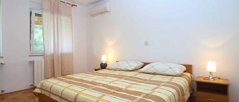 2 室のベッドルーム、WiFi