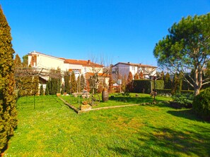 Property grounds - Studio with air conditioning (Pula)