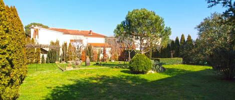 Jardines del alojamiento
