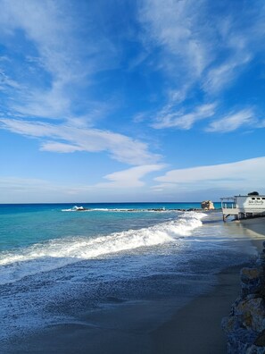 Beach - Comfortable Deluxe Apartment in the center of Tropea with sea view balcony (Tropea)