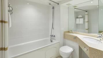 مجففات شعر، مناشف، صابون، شامبو