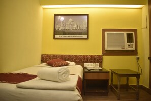 Deluxe Room - Orbit Hotel (Barasat)