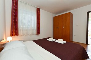 1 bedroom, iron/ironing board