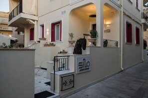 Entrée de l’hébergement