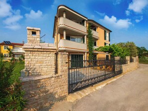 Exterior - Holiday apartment with air conditioning (Medulin)