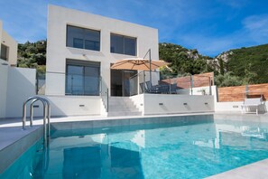 Pool - Elthea Villa 2 in Apolpena, Lefkada (Lefkada)