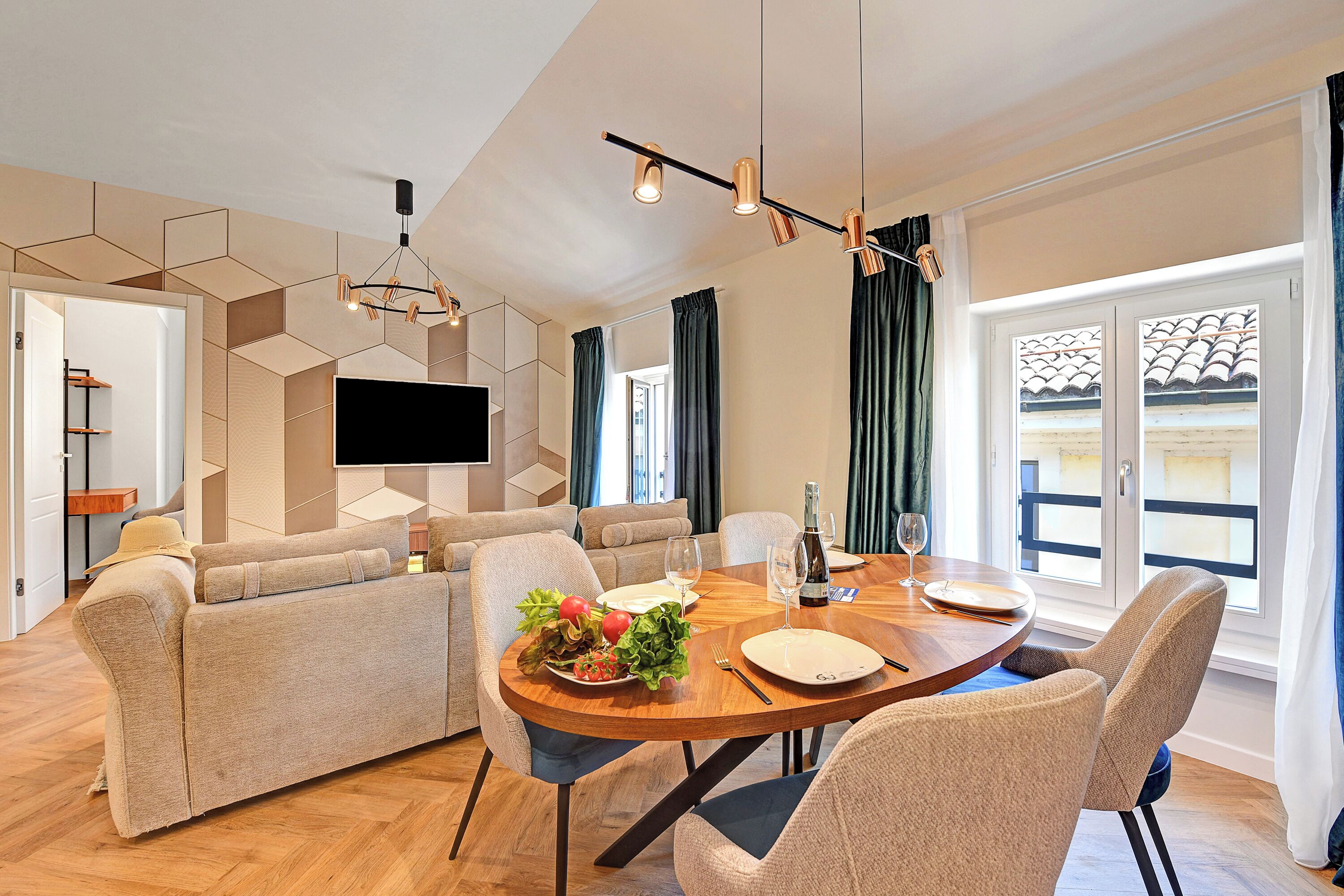 Family Apartment, Multiple Bedrooms (Novos Diamond) | Dining