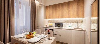 โนโวส์ เอเมอรัลด์