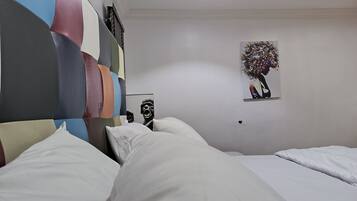 House | 2 bedrooms, iron/ironing board, WiFi (free), bed sheets
