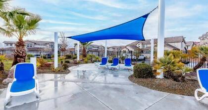 Stellar Location Access To Pool, Hot Tub & BBQ