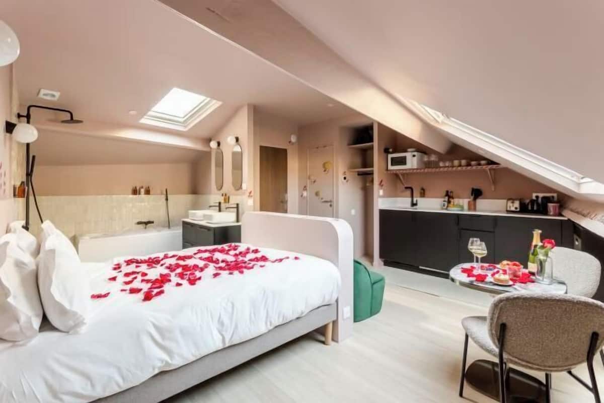 1 bedroom, blackout curtains, iron/ironing board, free WiFi