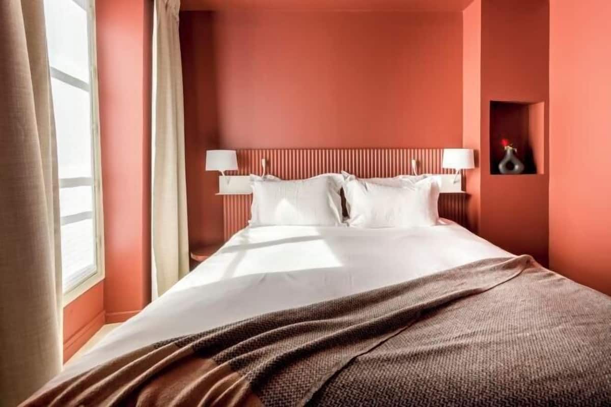 1 bilik tidur, langsir/tirai gelap terus, seterika/papan seterika