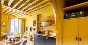 Appartement 03 | Private kitchen - Beauquartier - Marais Bourg Tibourg (Paris)