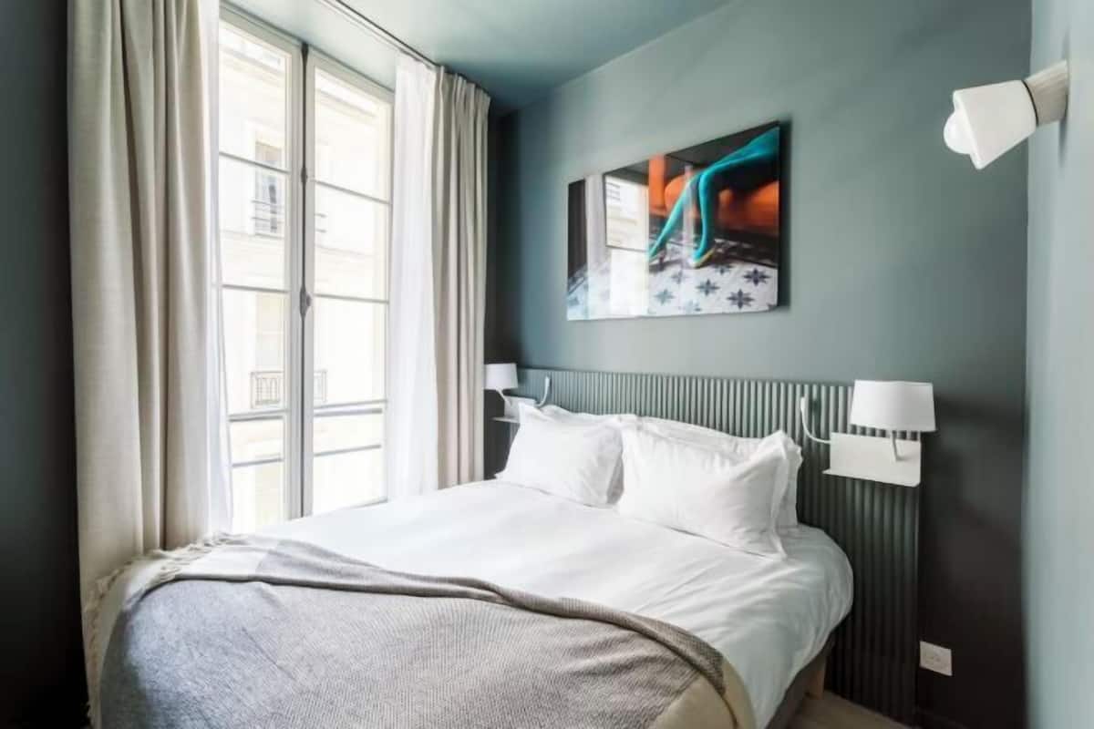 1 bilik tidur, langsir/tirai gelap terus, seterika/papan seterika