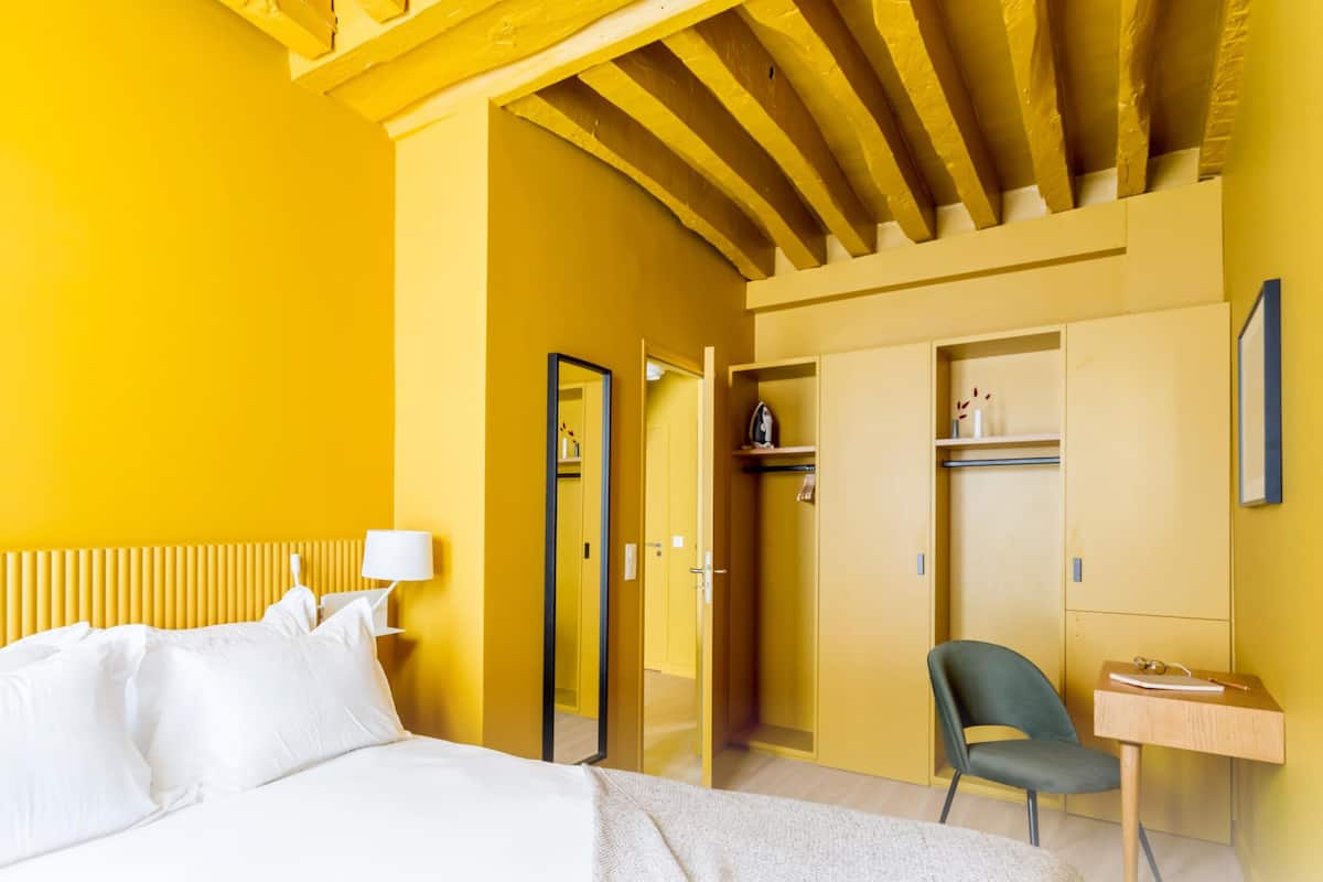 Classic Apartment | 1 bilik tidur, langsir/tirai gelap terus, seterika/papan seterika