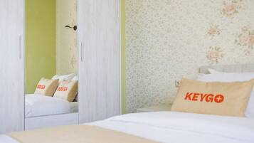 1 bedroom, iron/ironing board, WiFi, bed sheets