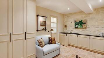 Télévision, espaces bureaux