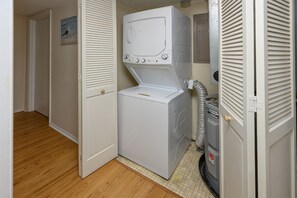 Interior - 2nd Row 3 BR Condo with a Shared Pool! Floral Villas D13 (Surfside Beach)