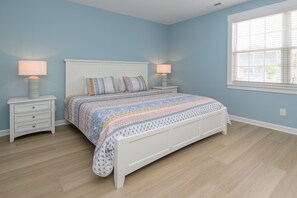 3 bedrooms, iron/ironing board, internet