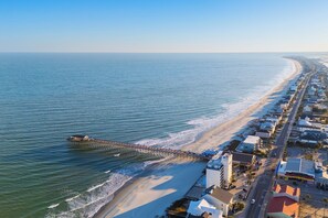 On the beach - Oceanfront 2 BR Condo with Shared Pool! Reflections 102 - Beach Therapy  (Garden City)