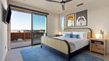 3 bedrooms, desk, iron/ironing board, WiFi