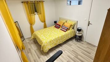 1 Schlafzimmer, kostenloses WLAN, BettwÀsche