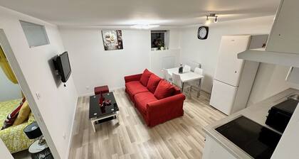:charmant Appartement à 7mn du Centre - Proche Commodités et Transport en Commun