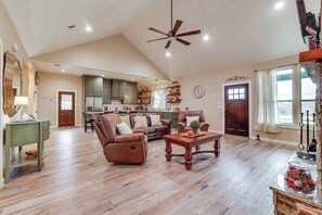 House (3 Bedrooms) | Interior - Country Home Near Fredericksburg: Fire Pit & Grill (Harper)