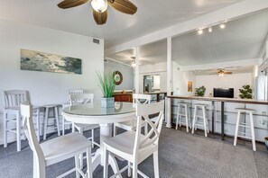 Interior - Fort Walton Home w/ Shared Pool - 2 Mi to Beach! (Fort Walton Beach)