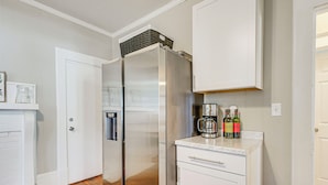 Rumah (2 Bedrooms) | Interior