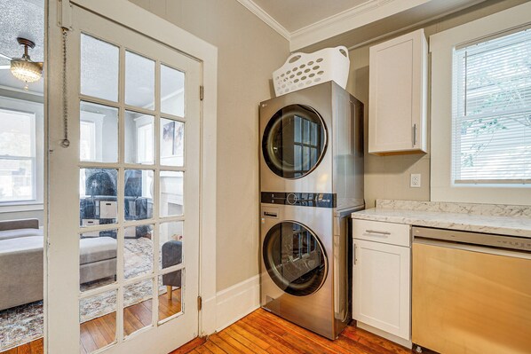 House (2 Bedrooms) | Interior - Pet-friendly Home in Dtwn Wilmington: WFH Welcome! (Wilmington)