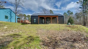 Unclassified image, 5 of 31, button - 2 Mi to Broken Bow Lake: Cabin w/ Covered Patios (Broken Bow)