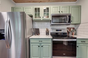 House (3 Bedrooms) | Interior - Modern-boho Bradenton Bungalow w/ Private Hot Tub! (Bradenton)