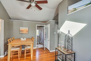 Casa (2 Bedrooms) | Interior