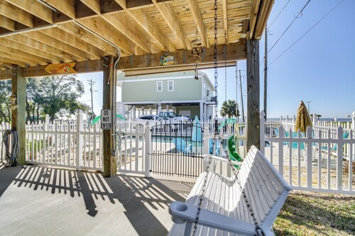 Walk to Beach: Stunning Gulfport Getaway