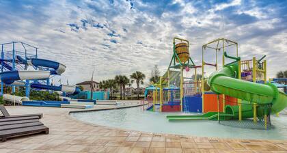 Resort Home in Haines City: Screened Lanai, Pool!