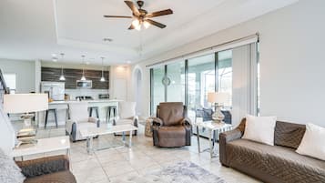 House (4 Bedrooms) | Front of property