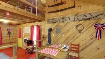 House (1 Bedroom) | Interior